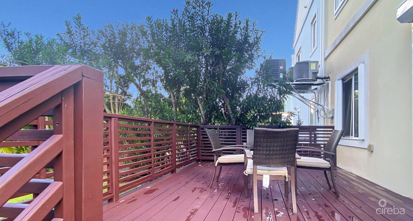 Satin Wood 4 Bdrm 3 Bath Home