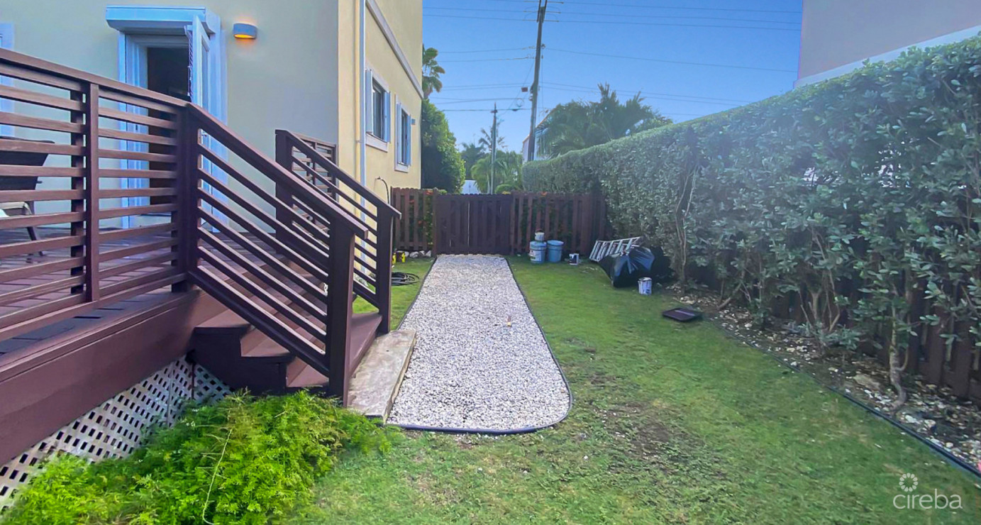 Satin Wood 4 Bdrm 3 Bath Home