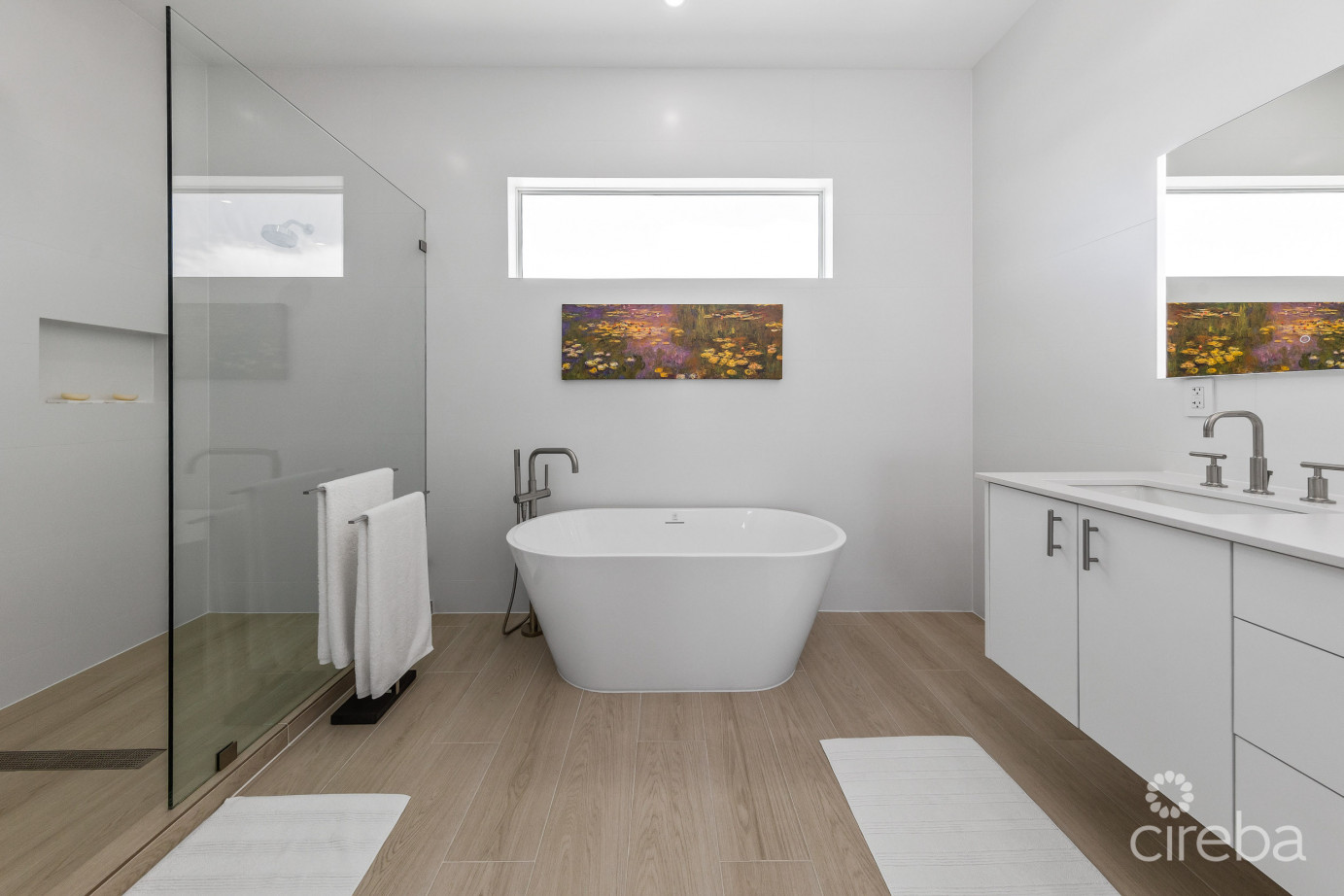 Oceans 9  Villa 7 Luxury Beachview Detached Home West Bay