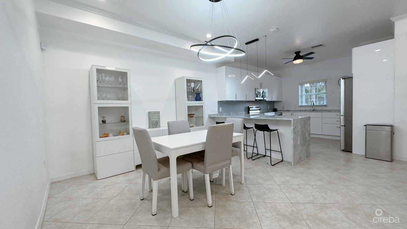 3 Bed & Den Townhouse Palmetto Grande Prospect