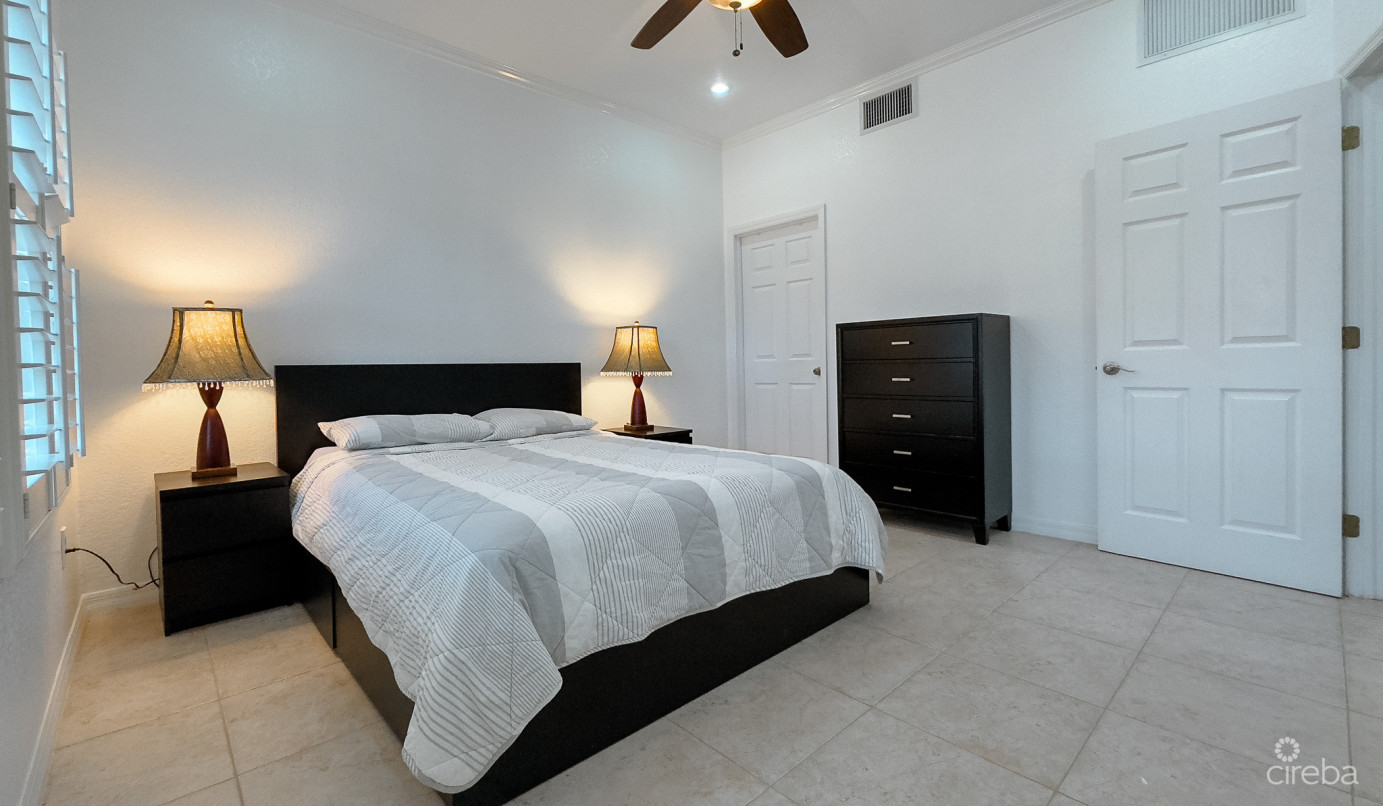 3 Bed & Den Townhouse Palmetto Grande Prospect