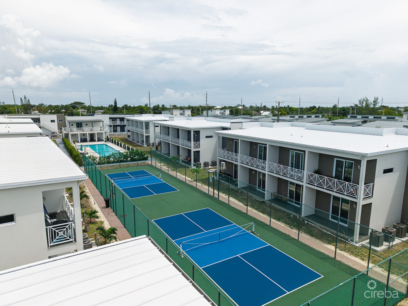 2 Bedroom Condo In Yarl