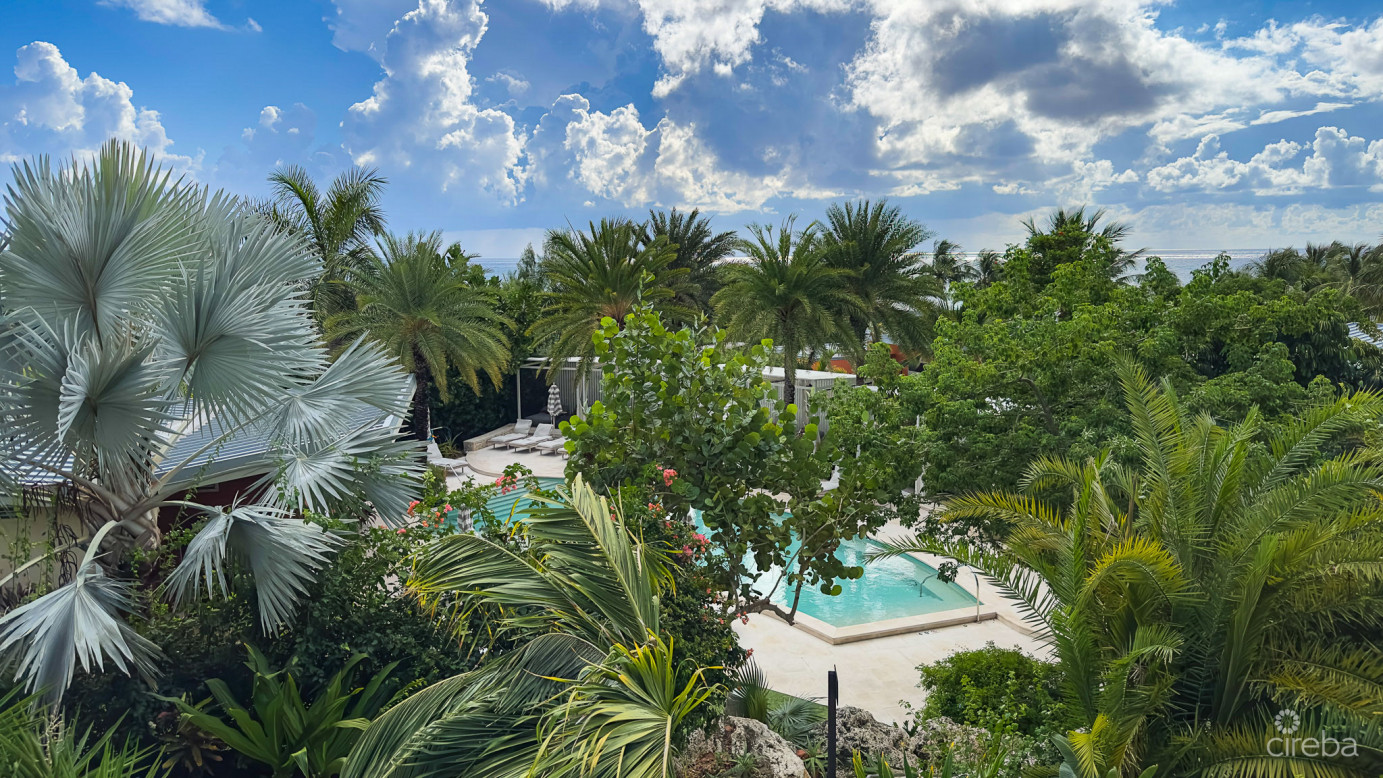 3 Bed Seafire Residence Seven Mile Beach