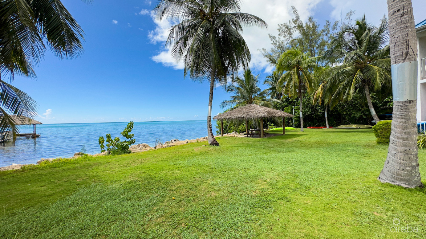 3 Bed Ocean View - By The Sea