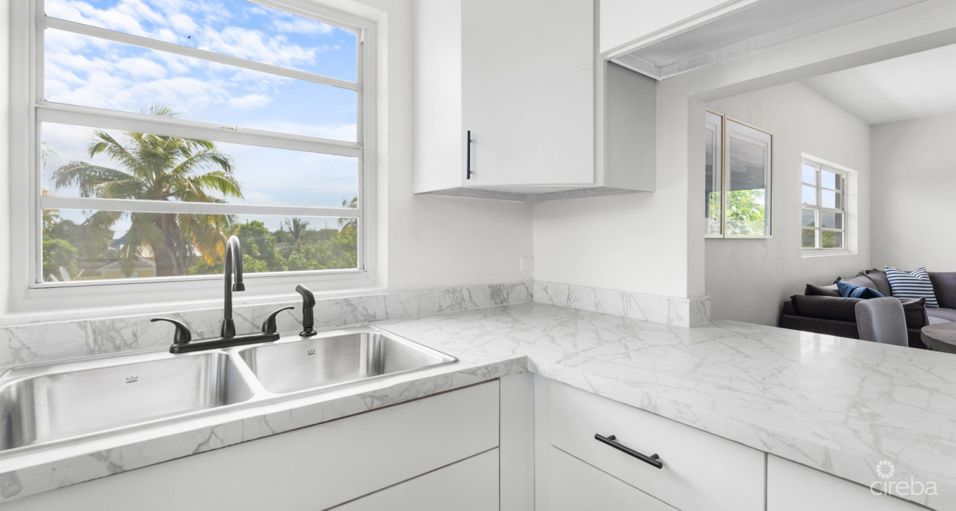 Twinflower Apartment #4