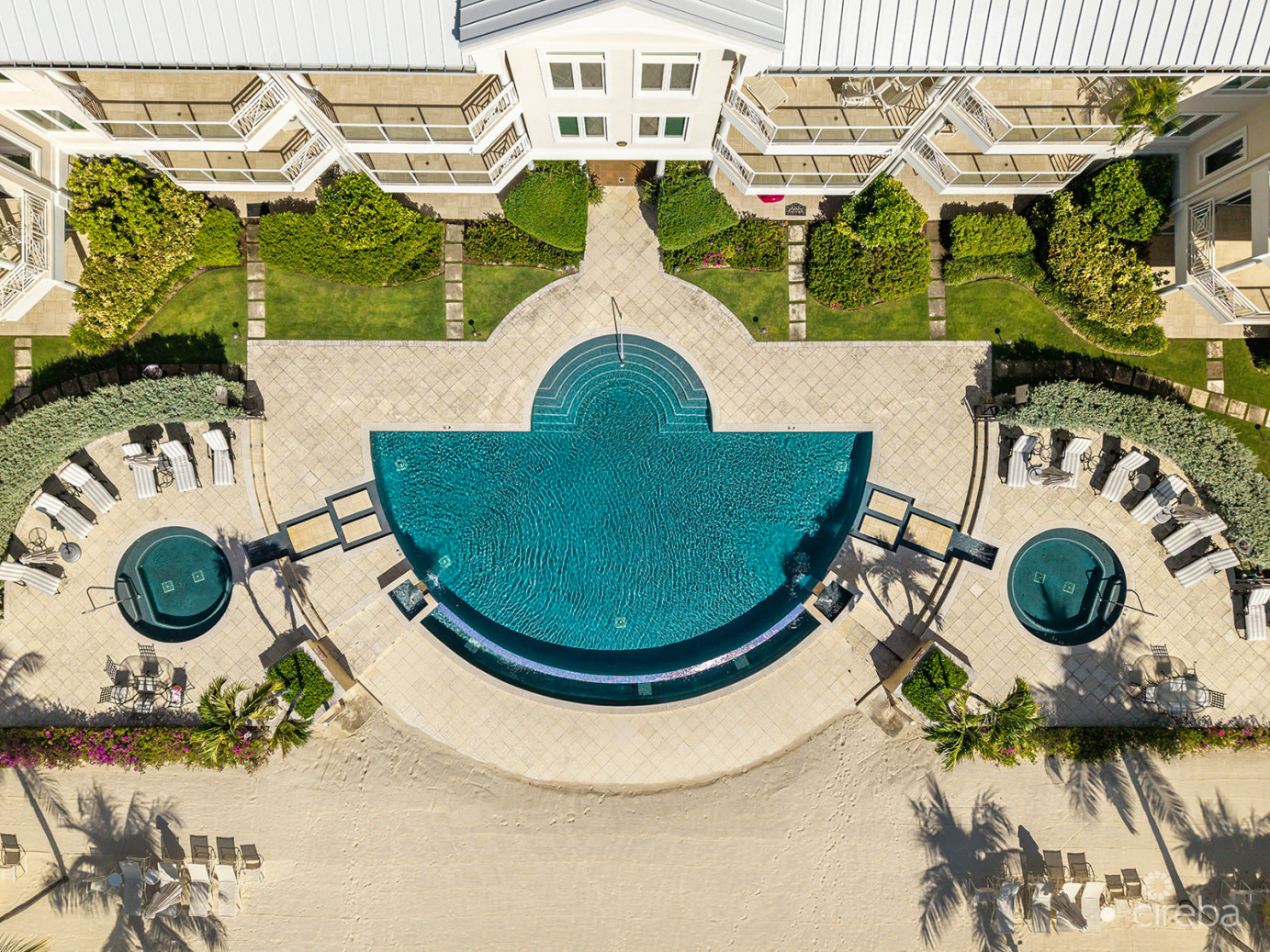 The Pinnacle Villa 30 & Garage