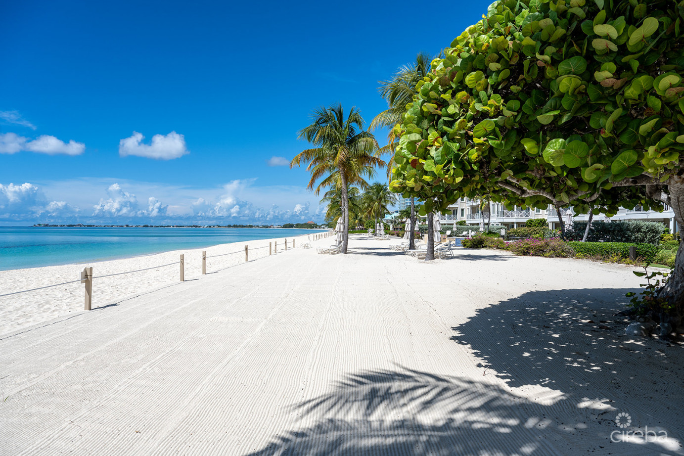 The Pinnacle Villa 30 & Garage