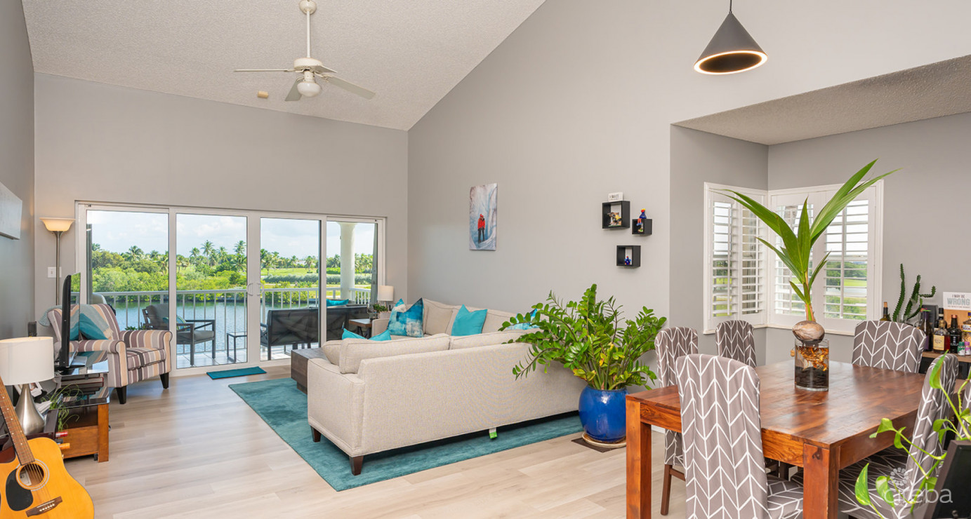 Dual Aspect Waterfront Penthouse At Waterways