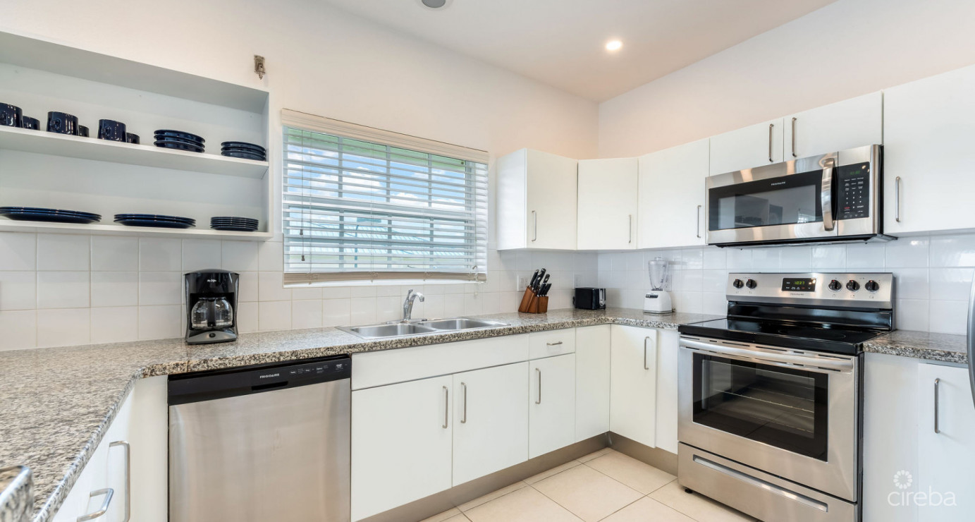 Castaway Coves 213 Spacious 2 Bed 2 Bath