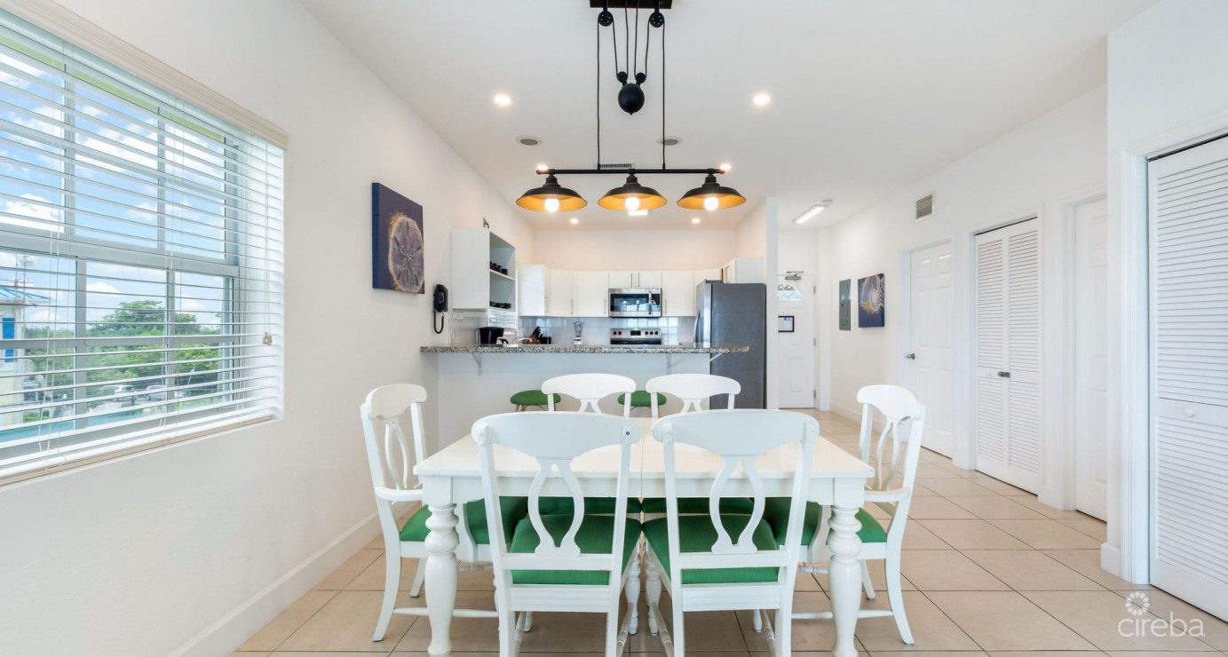 Castaway Coves 213 Spacious 2 Bed 2 Bath