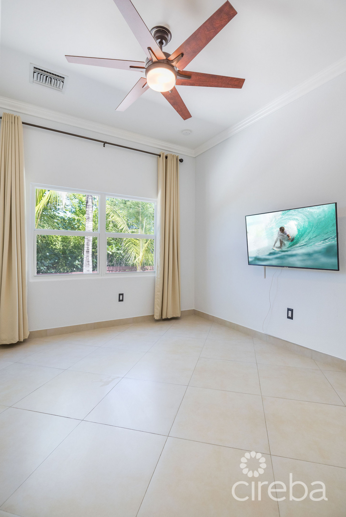 A Contemporary Island Escape On Rum Point Drive