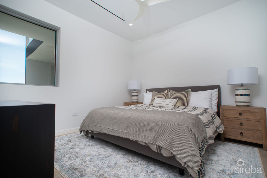 1 Bed One Canal Point