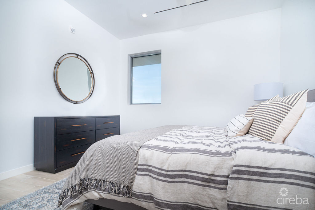 1 Bed One Canal Point