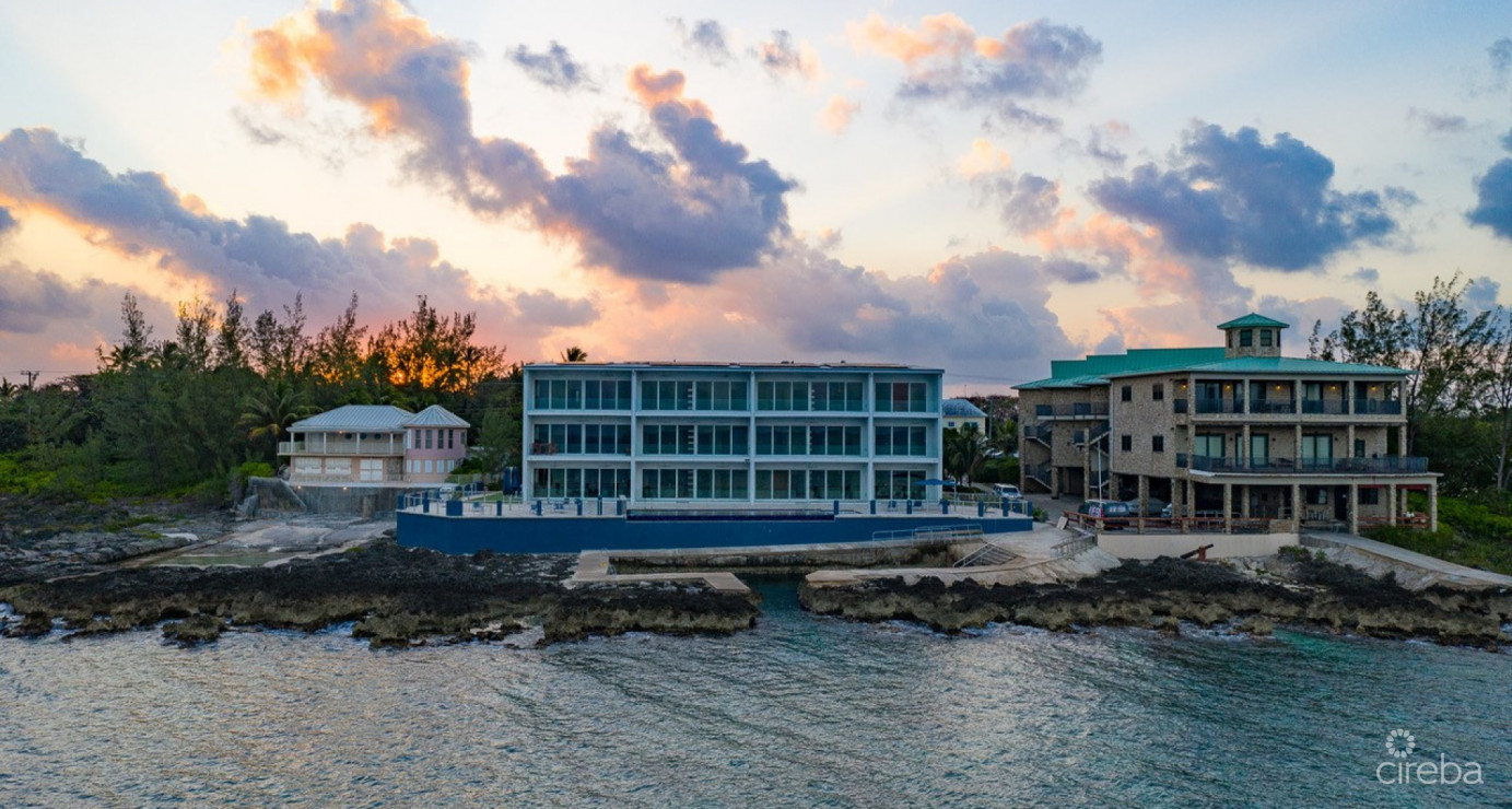 Lighthouse Point #304 Top Floor Corner