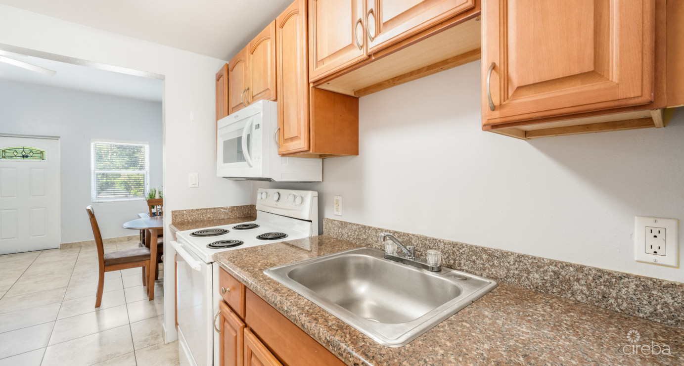 #43 Executive Suites  George Town - Investor Opportunity, 1 Bed Middle Unit