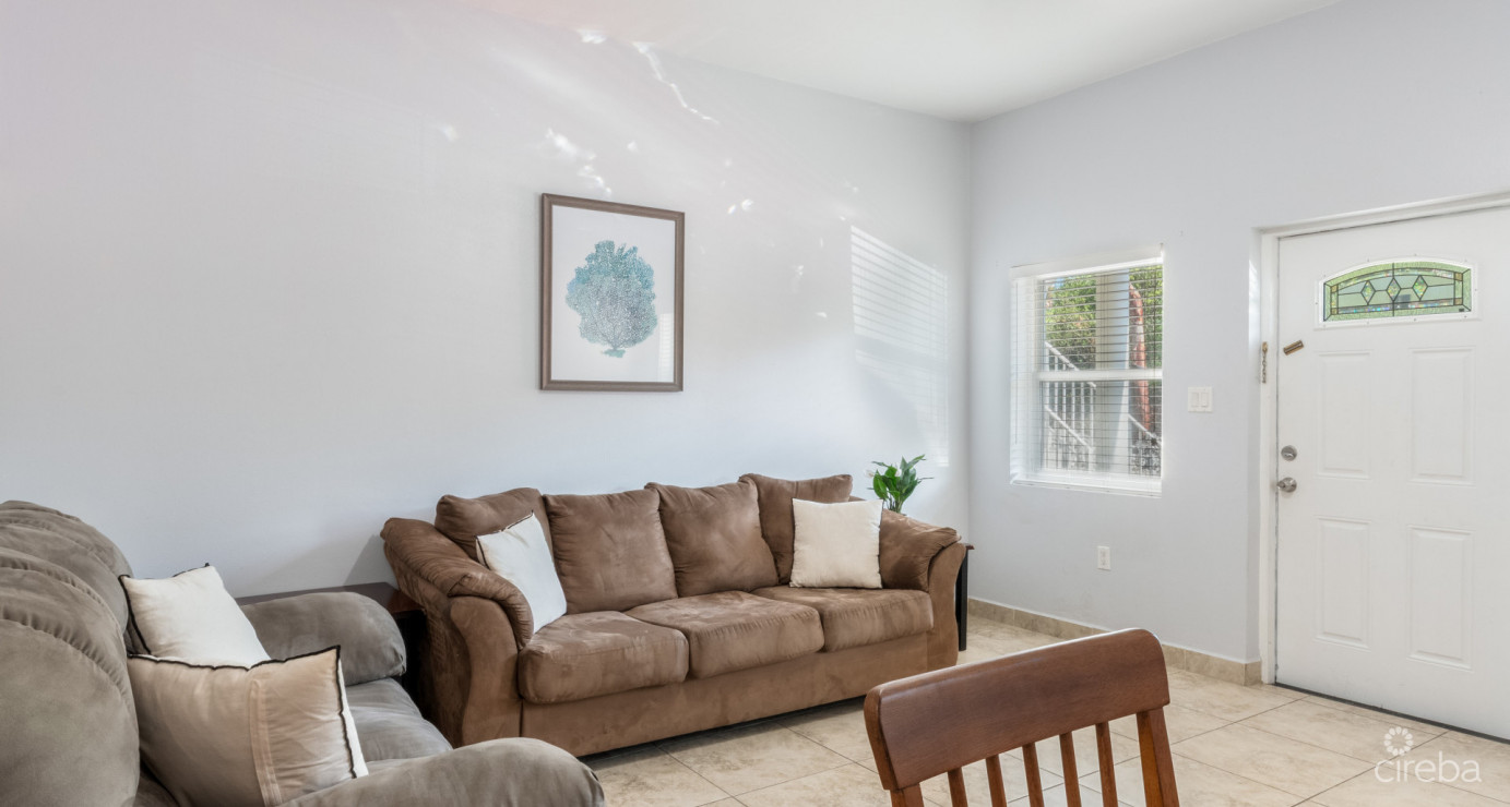 #43 Executive Suites  George Town - Investor Opportunity, 1 Bed Middle Unit