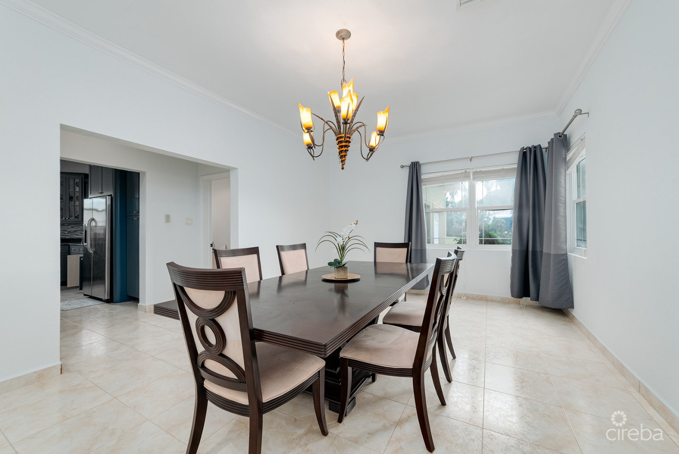 4-bedroom Family Gem In Savannah Meadows  W/rental Unit