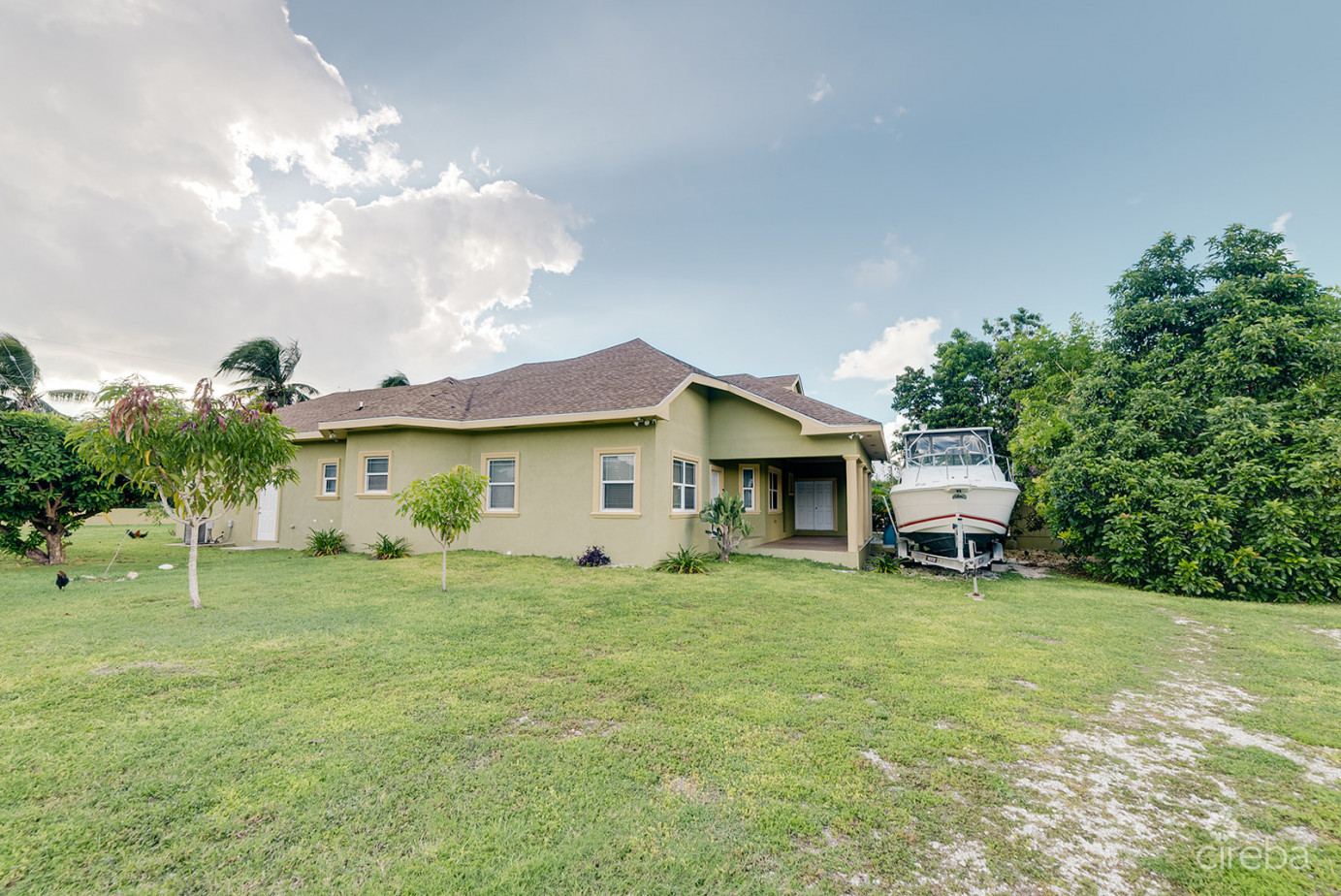 4-bedroom Family Gem In Savannah Meadows  W/rental Unit