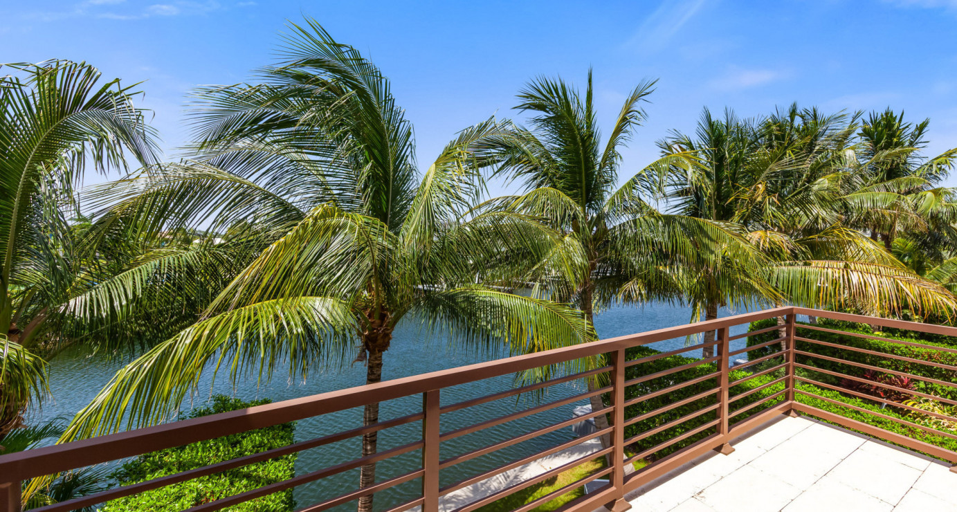 Villa 307 At Cypress Pointe North  Crystal Harbour