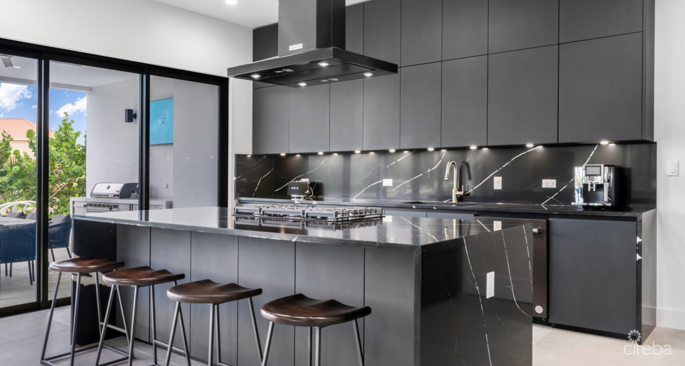 18 Baccarat Quay, Crystal Harbour