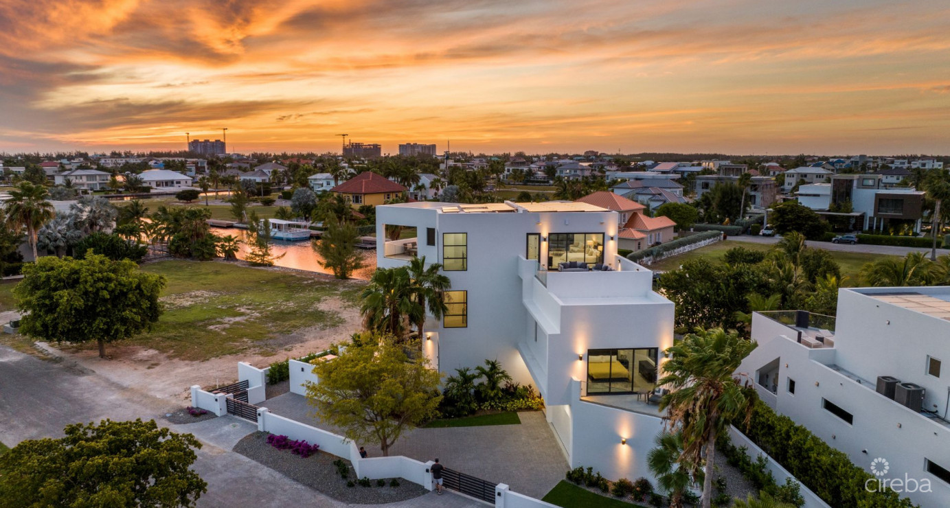 18 Baccarat Quay, Crystal Harbour