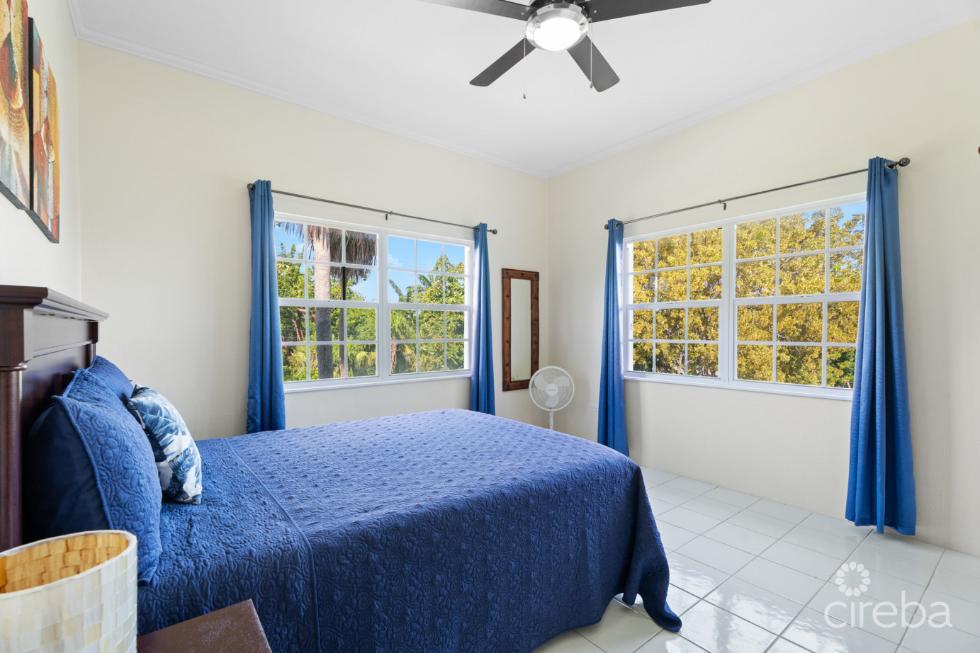 Spacious 3 Bedroom Apartment In South Sound!