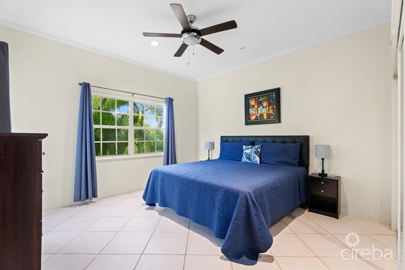 Spacious 3 Bedroom Apartment In South Sound!