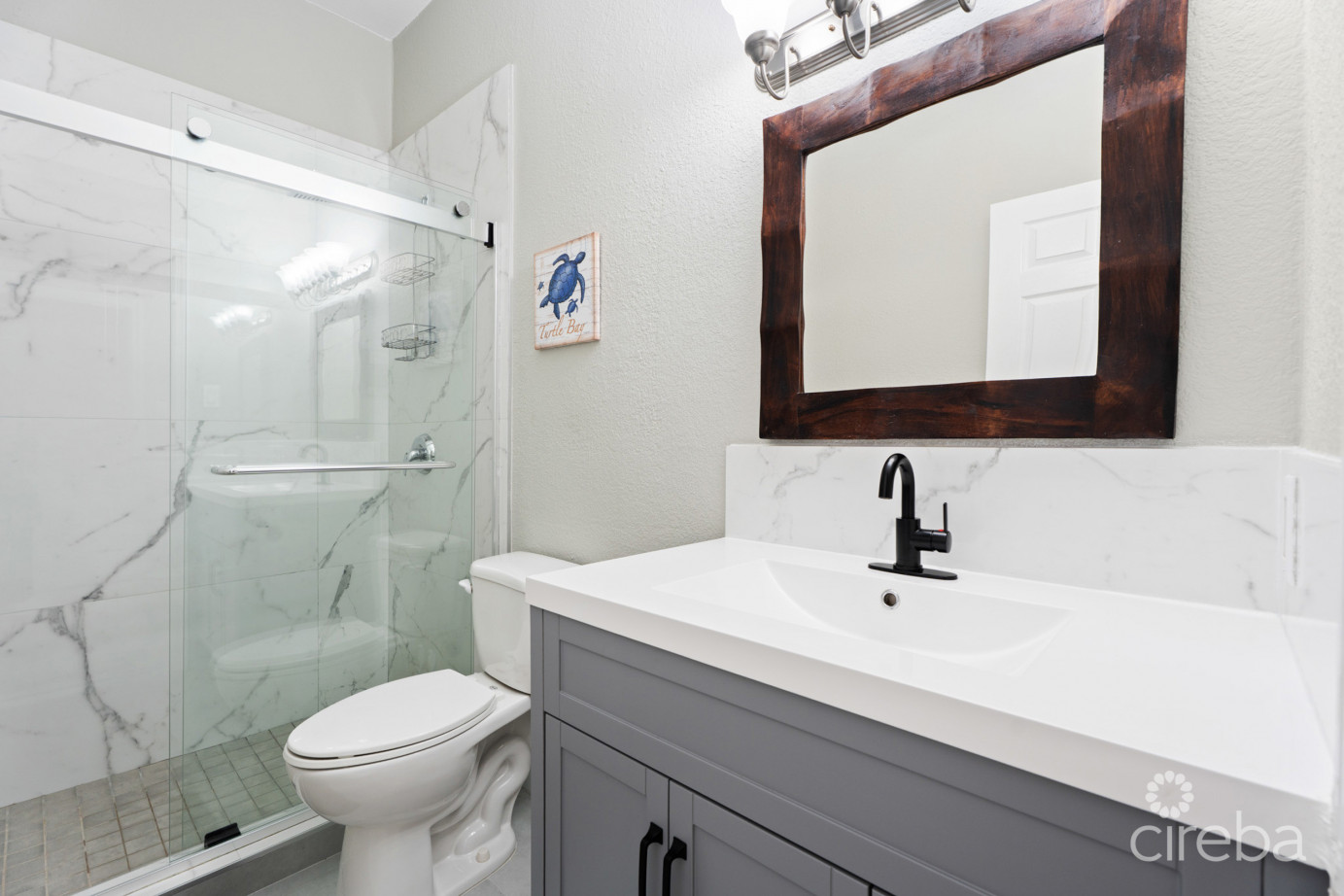 Spacious 3 Bedroom Apartment In South Sound!