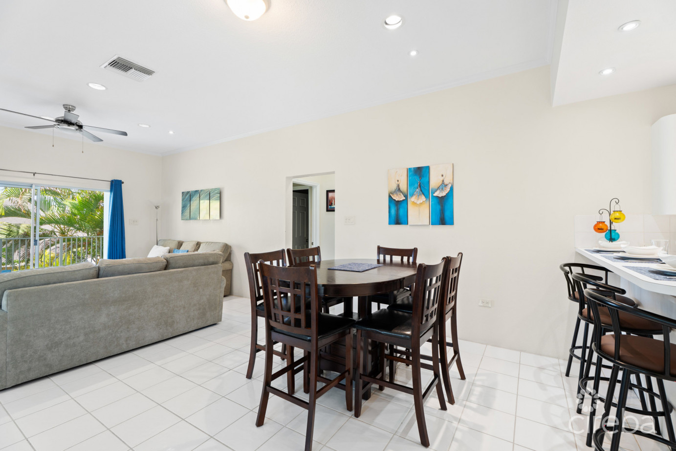 Spacious 3 Bedroom Apartment In South Sound!