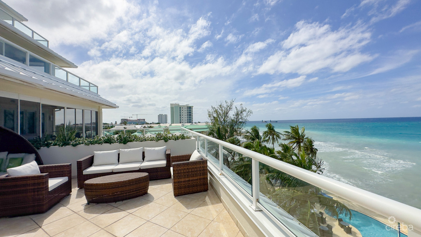 Beach Front Condo - 3 Bed - South Bay Beach Club