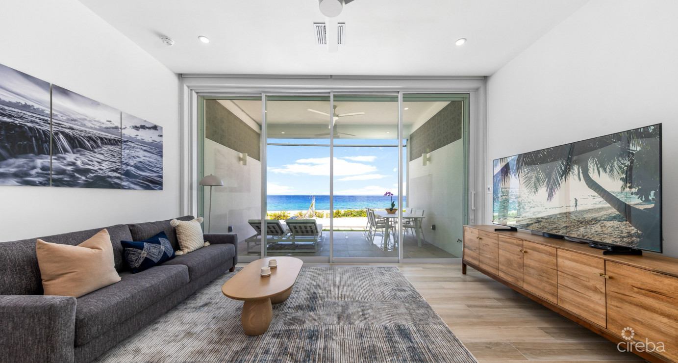 28 Sunset Point  Well Appointed Seafront Unit  1-bed/ 1.5 Bath