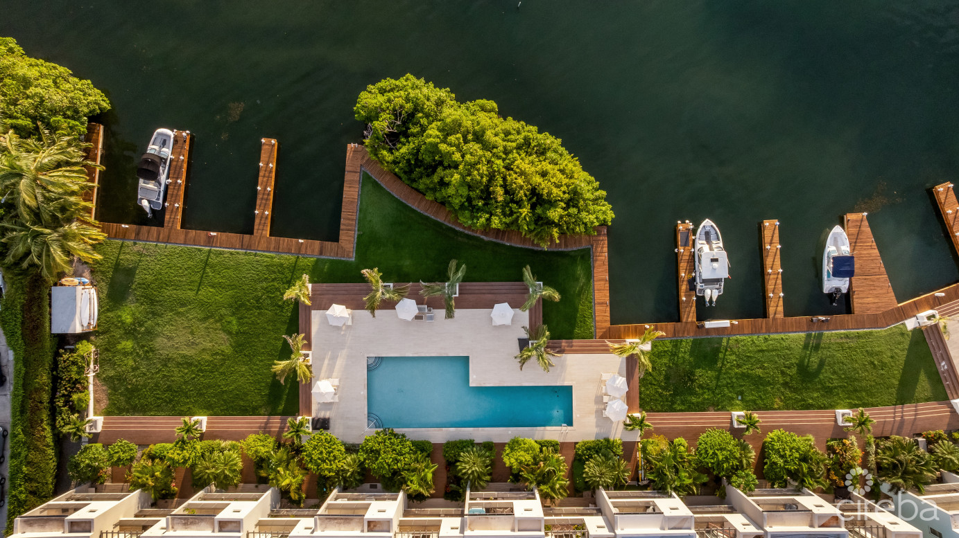 Ocean Crest 14, Oceanfront Townhome With Studio