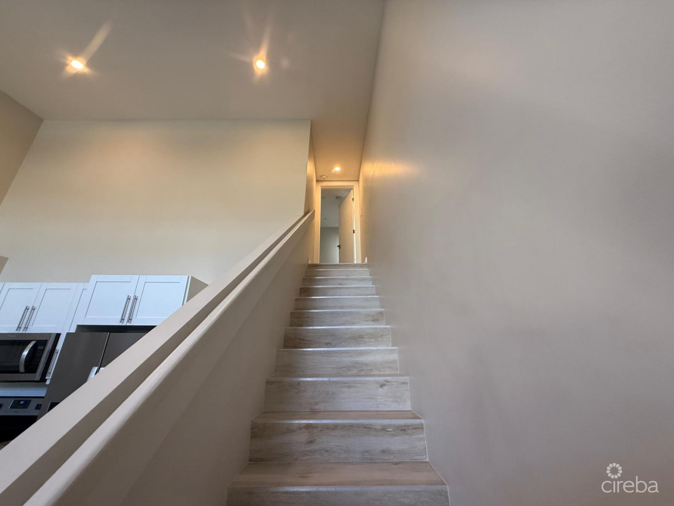 2 Bed Townhouse Downtown Reach