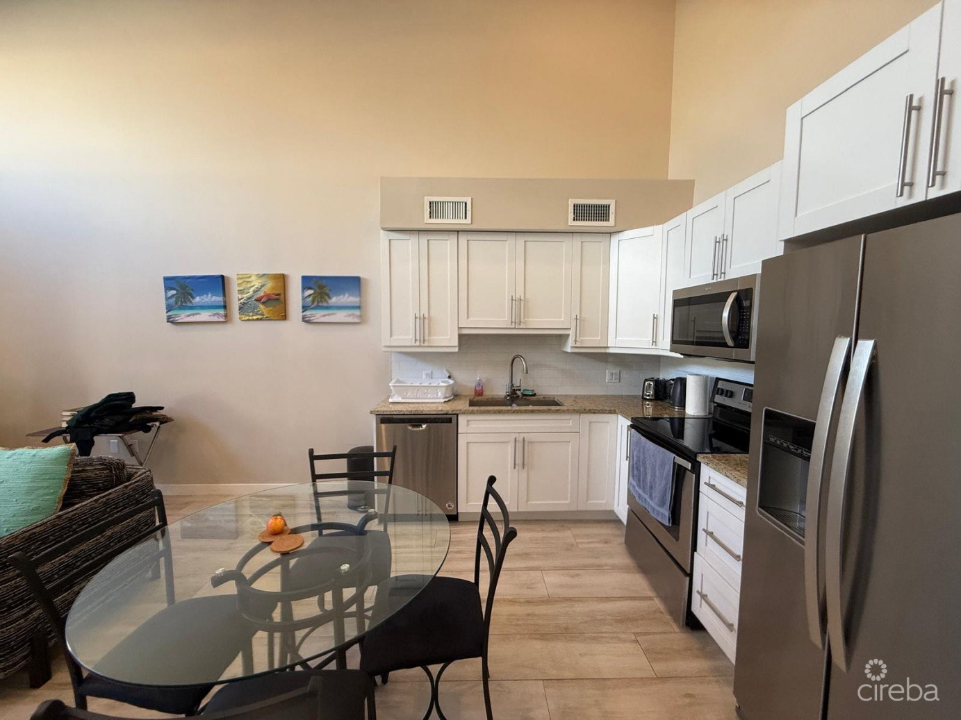 2 Bed Townhouse Downtown Reach