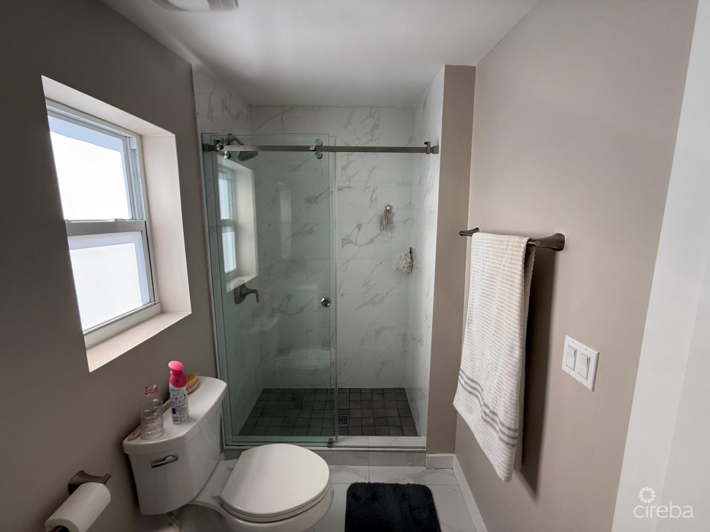 2 Bed Townhouse Downtown Reach