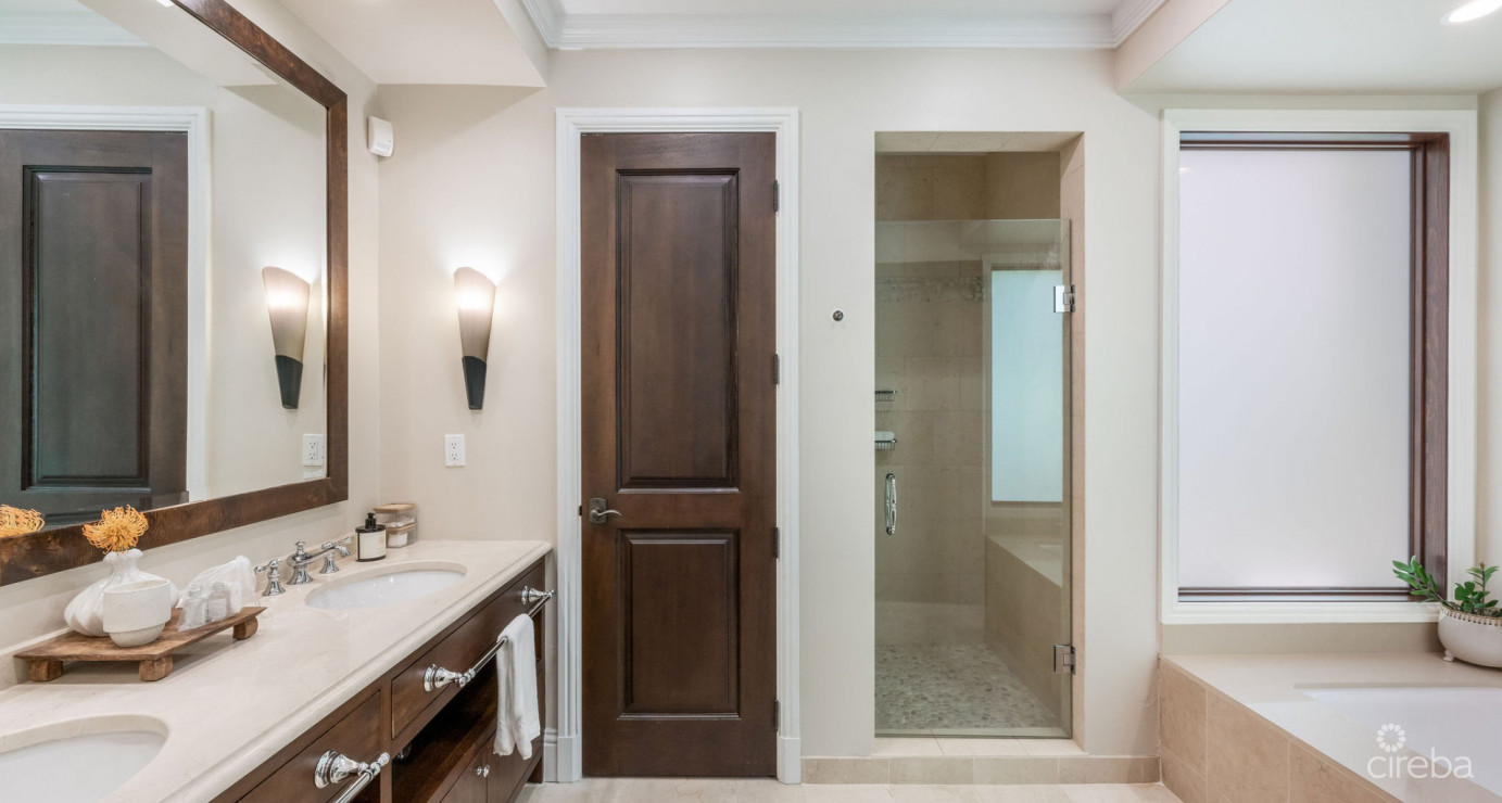 One Love - Deckhouse At The Ritz- Carlton