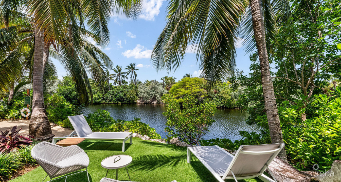 One Love - Deckhouse At The Ritz- Carlton