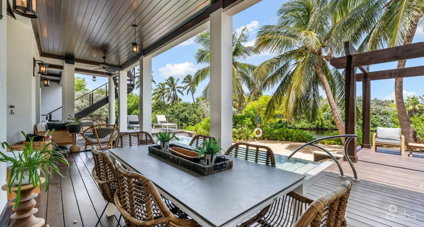 One Love - Deckhouse At The Ritz- Carlton