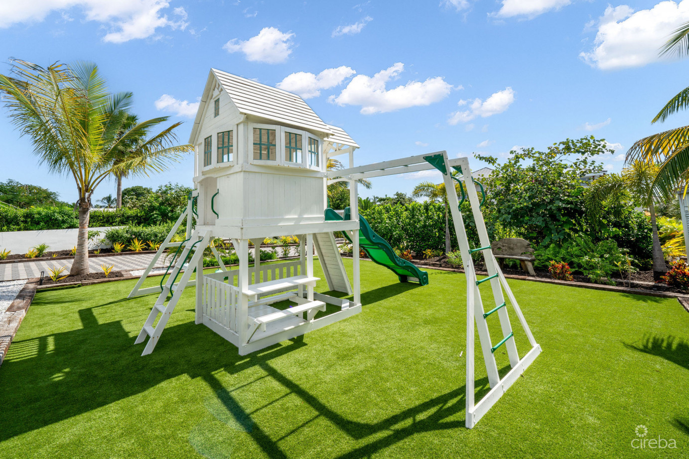 Spotts Beach Cottage