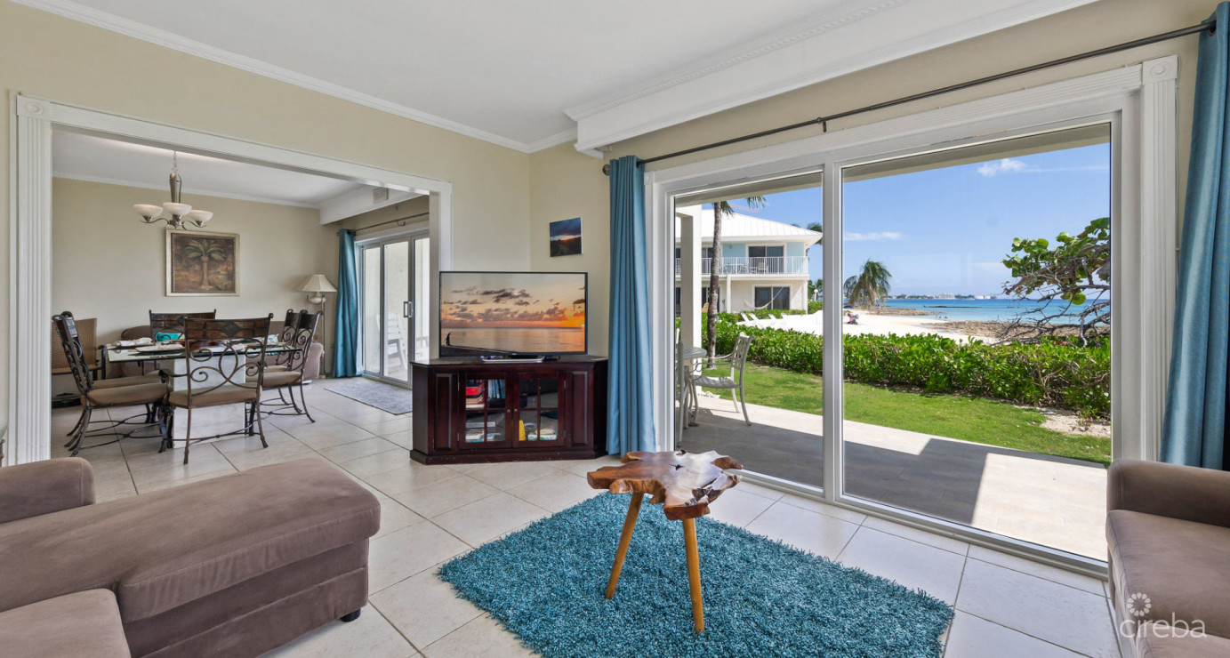 Grapetree #7 Beachfront (renovated Gf 3 Bed / 3 Bath)