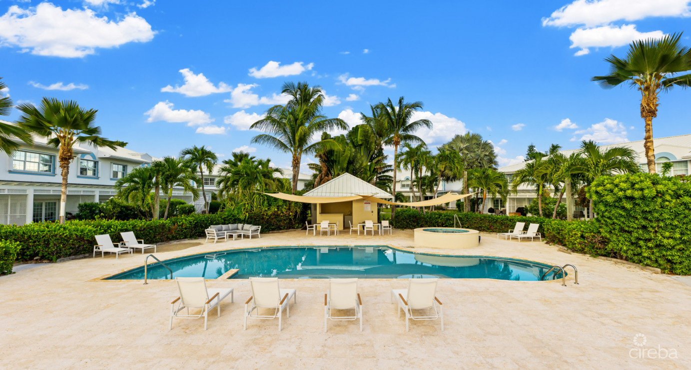 Ocean Front Windsor Village Corner 2 Bed Newly Renovated