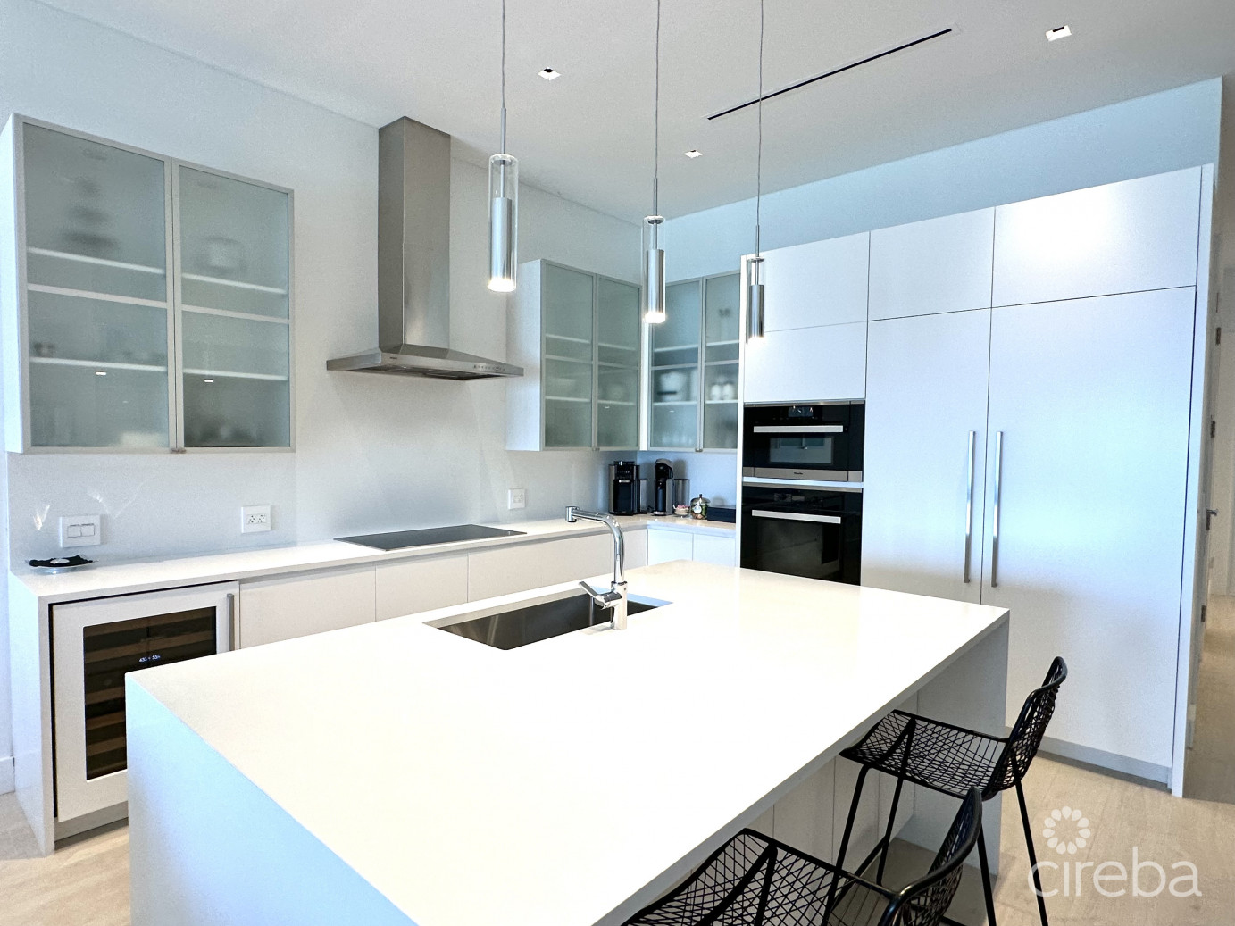 Pinnacle #34 Penthouse With Garage