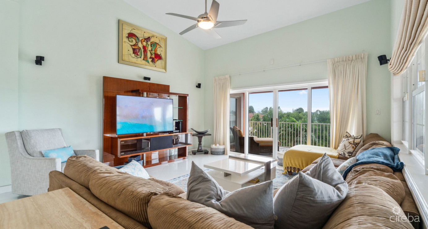 Britannia #630  Seven Mile Corridor - Spacious Canal Front Living