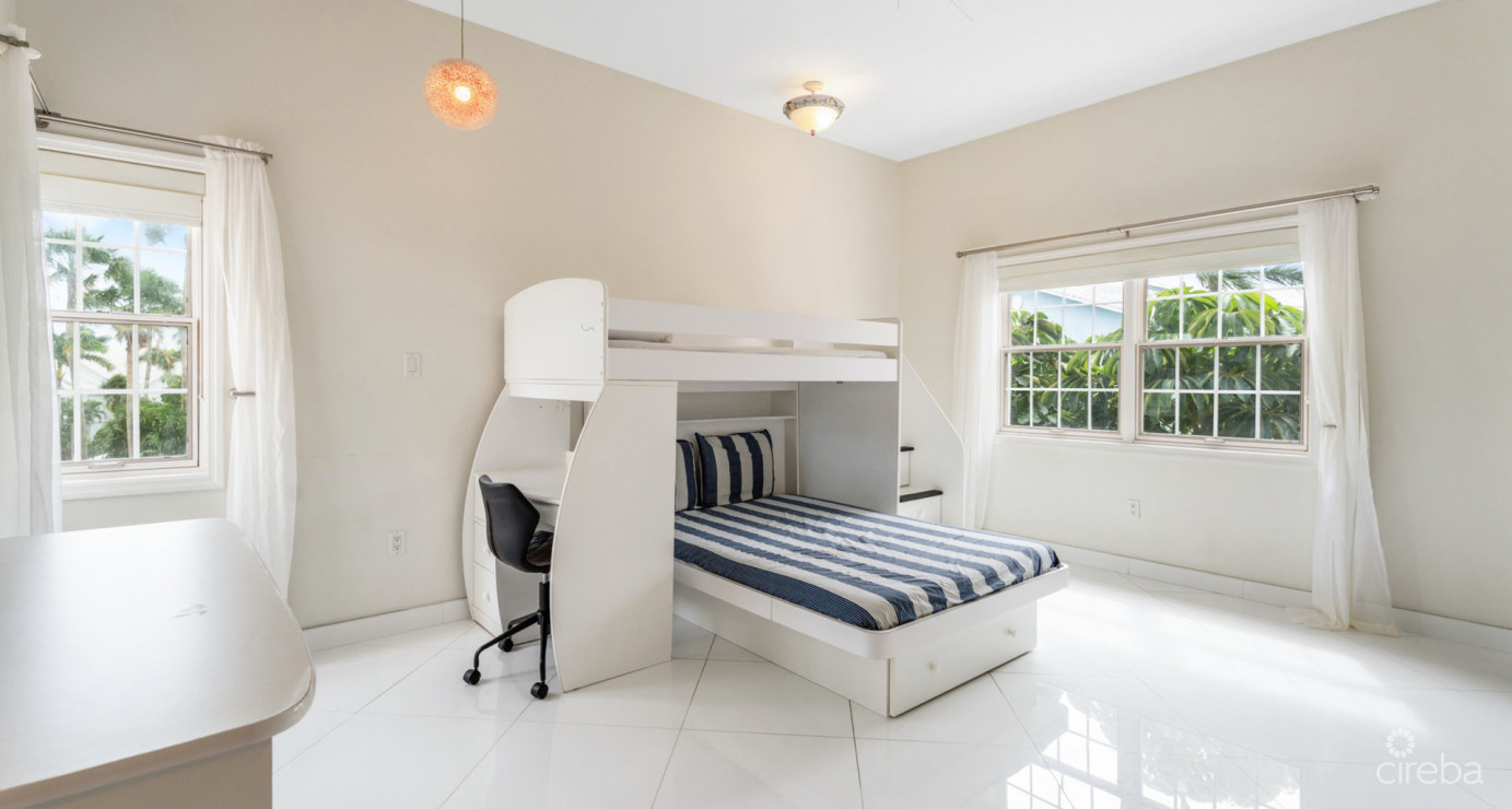 Britannia #630  Seven Mile Corridor - Spacious Canal Front Living