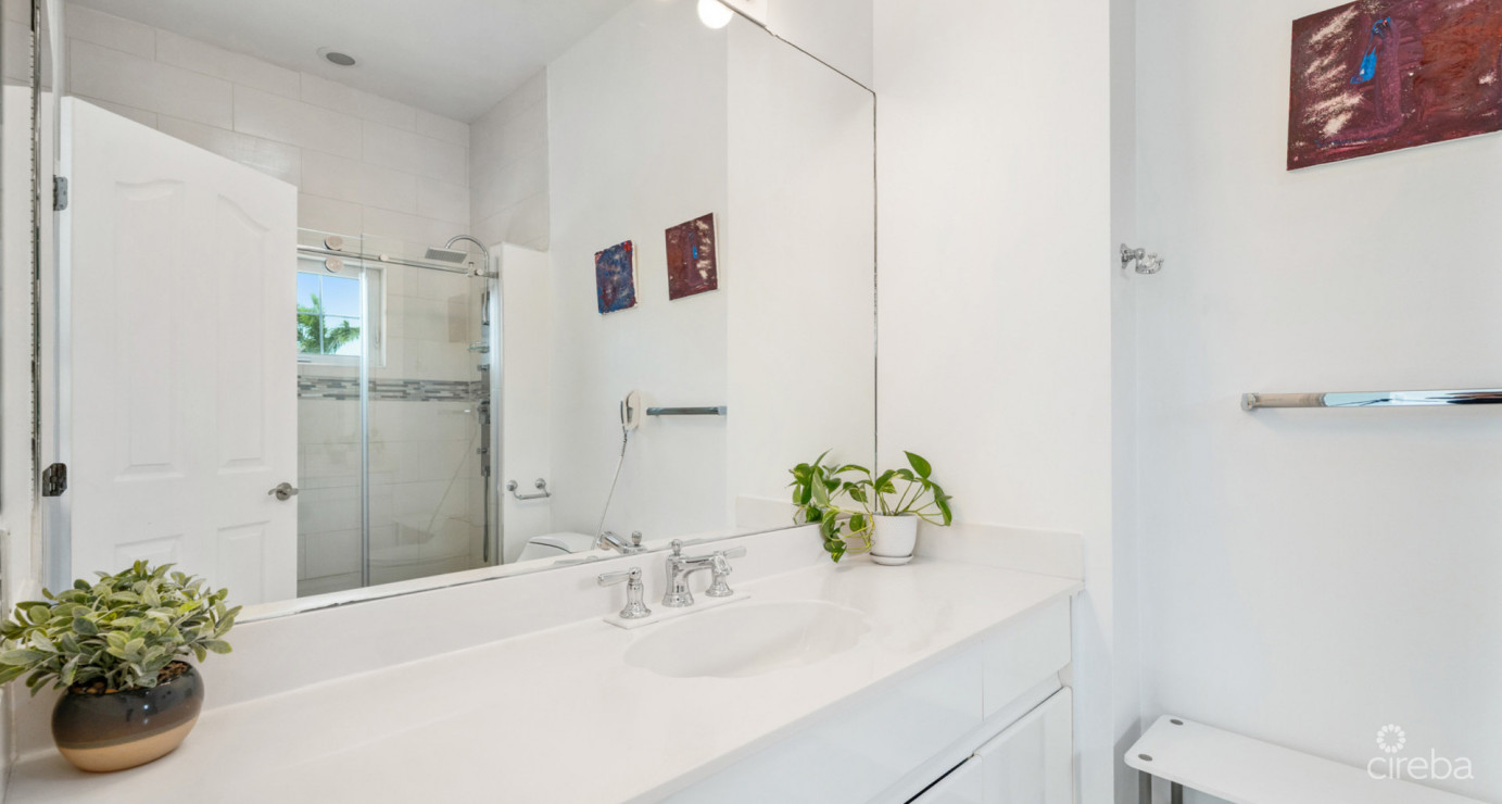 Britannia #630  Seven Mile Corridor - Spacious Canal Front Living