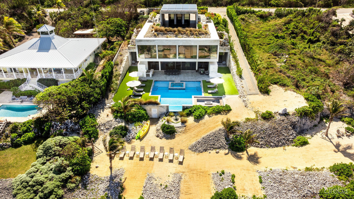 Bella Rocca, East End Luxury Villa