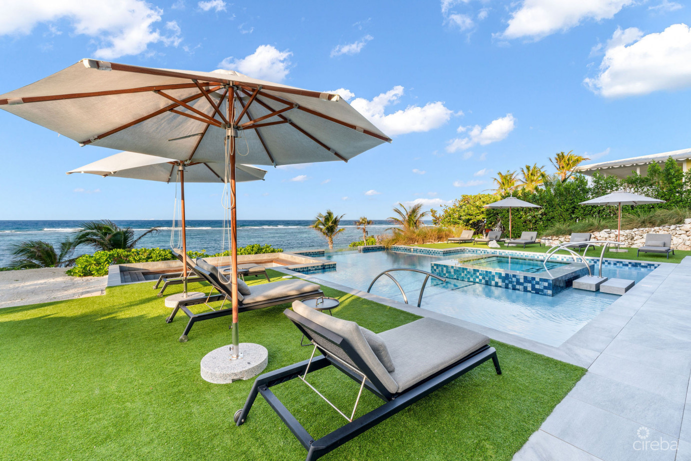 Bella Rocca, East End Luxury Villa