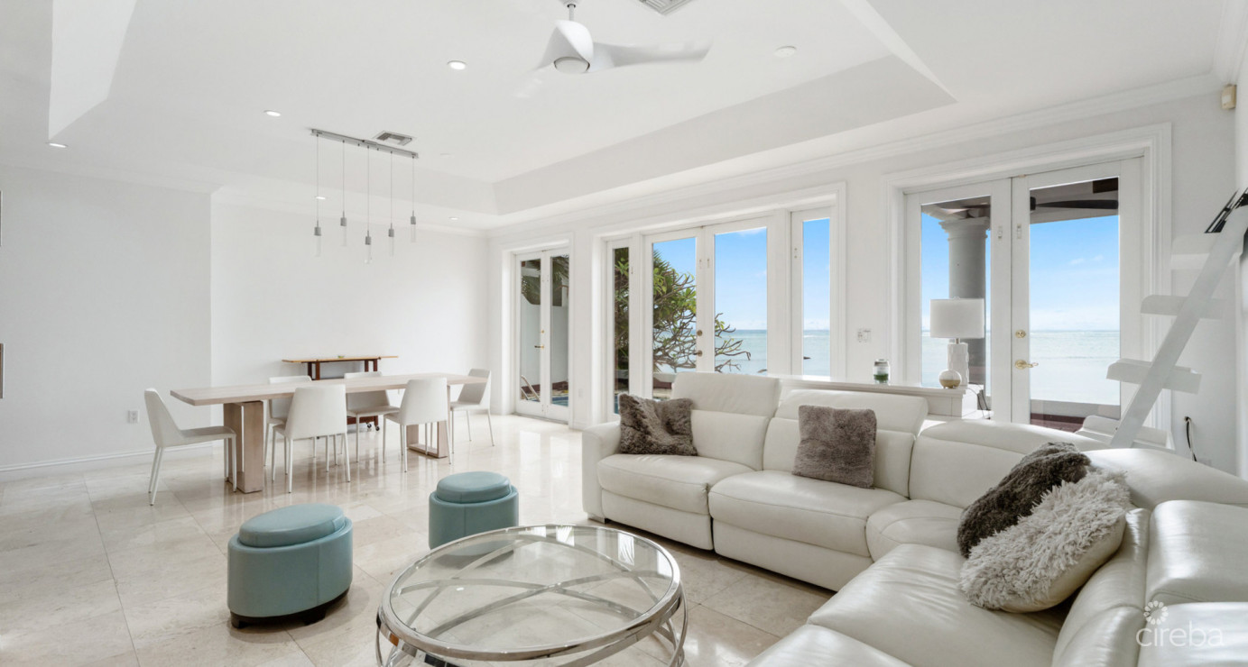 Palacades #2 (4 Bed Oceanfront Villa)