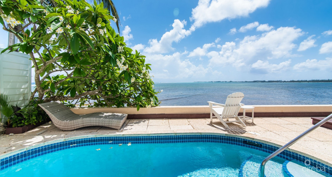 Palacades #2 (4 Bed Oceanfront Villa)