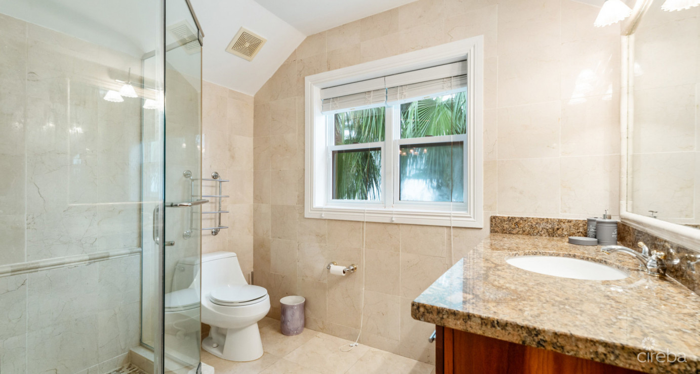 Palacades #2 (4 Bed Oceanfront Villa)